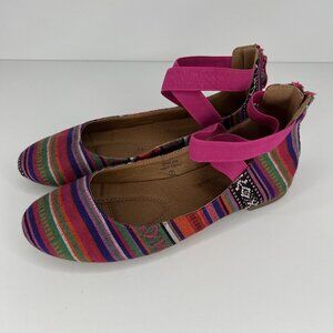 Bella Marie Dana Striped Strappy Ankle Flats Aztec Print Womens Size 7 Shoes